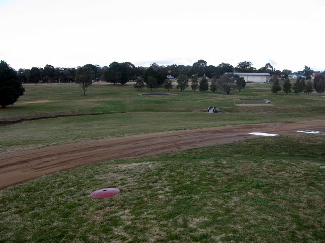 Boorowa Recreation Club Golf Course - Boorowa: Fairway view on Hole 4
