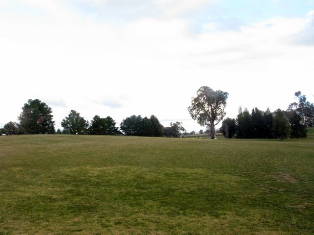 Boorowa Recreation Club Golf Course - Boorowa: Fairway view on Hole 6