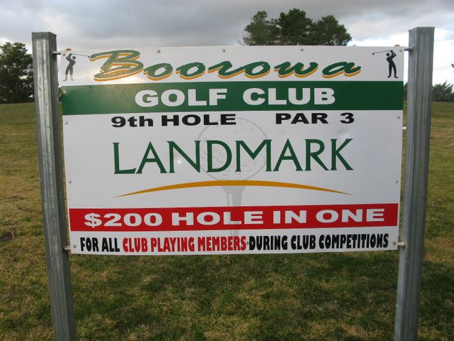 Boorowa Recreation Club Golf Course - Boorowa: Hole 9 Par 3