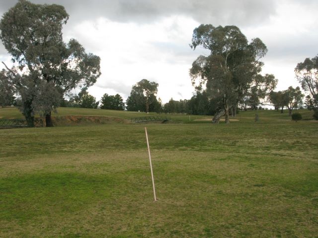 Boorowa Recreation Club Golf Course - Boorowa: Green on Hole 9