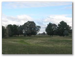 Boorowa Recreation Club Golf Course - Boorowa: Approach to the green on Hole 5