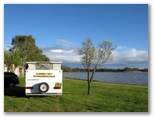 Boort Lakes Caravan Park - Boort: Powered sites for caravans with water views