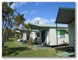 Big4 Bowen Coral Coast Beachfront Holiday Park - Bowen: Cottage accommodation ideal for families, couples and singles