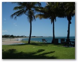 Tropical Beach Caravan Park - Bowen: This is the grassed area where Southerners play bocce!