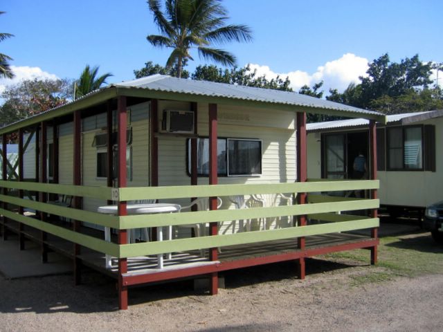 Tropical Beach Caravan Park 2005 - Bowen: Cottage accommodation ideal for families, couples and singles