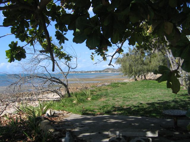 Tropical Beach Caravan Park 2005 - Bowen: View of adjacent beach