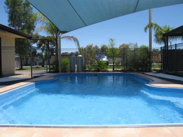 Broken Hill City Caravan Park - Broken Hill: Swimming pool