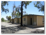 Lake View Broken Hill Caravan Park - Broken Hill: Cabin accommodation