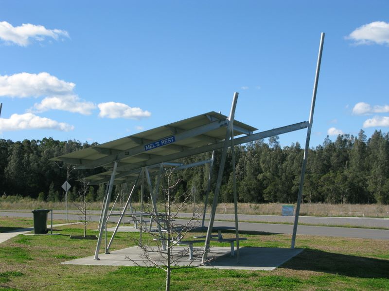 Browns Flat Rest Area - Nerong: Picnic area