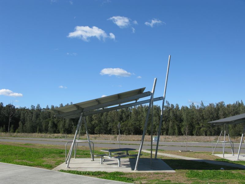 Browns Flat Rest Area - Nerong: Picnic area