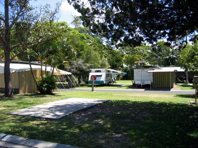 Terrace Reserve Holiday Park 2005 - Brunswick Heads: Shady powered sites in a quiet riverside location