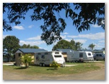 Glenlodge Caravan Village - Bundaberg: Ensuite powered site for caravans