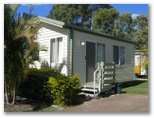 Glenlodge Caravan Village - Bundaberg: Cottage accommodation ideal for families, couples and singles