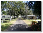 Riverdale Caravan Park - Bundaberg: Good paved roads throughout the park