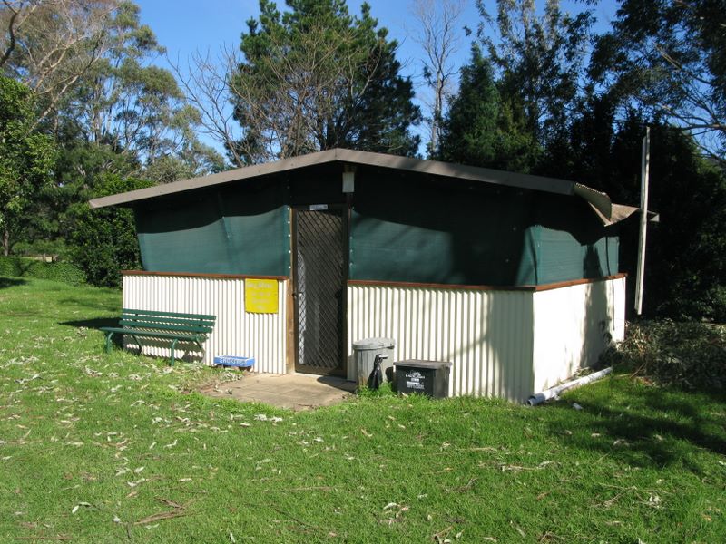 Grady's Riverside Retreat - Burrier: Camp kitchen and BBQ area