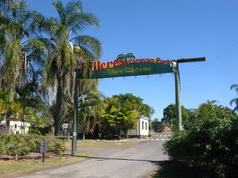 Hillcrest Holiday Park - Burrum Heads: Welcome sign and park entrance