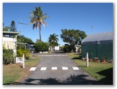 Hillcrest Holiday Park - Burrum Heads: Good paved roads throughout the park