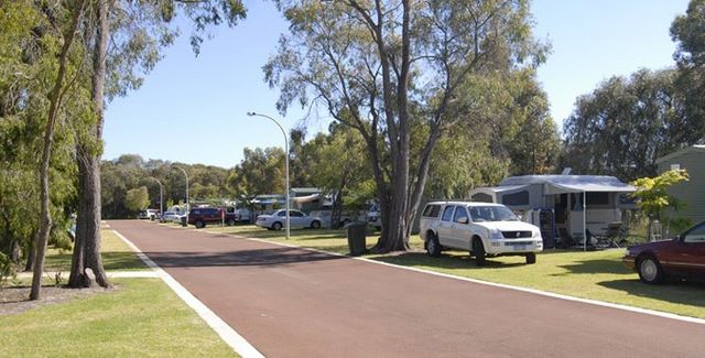 Peppermint Park Eco Village and Holiday Park - Busselton: Good paved roads throughout the park