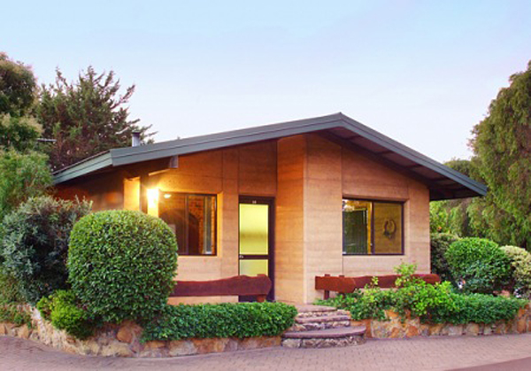 Sandy Bay Holiday Park - Busselton: Rammed Earth Chalet