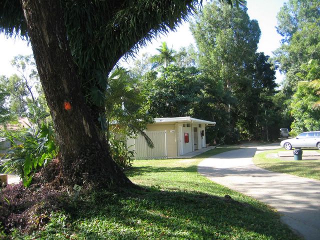 Billabong Caravan Park (Park Closed) - Cairns: Amenities block and laundry
