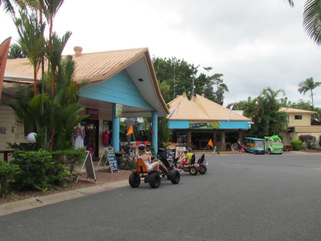 BIG4 Cairns Coconut Holiday Resort - Woree Cairns: Front office and shop in foreground 