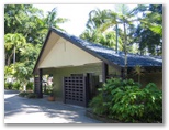 Cool Waters Holiday Park - Cairns: Amenities block and laundry