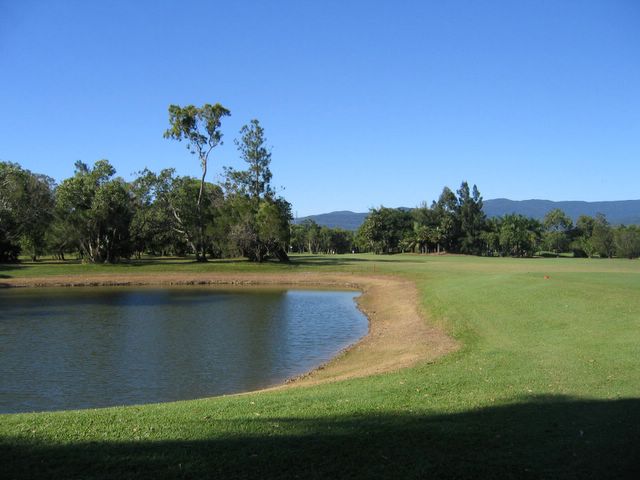 Cairns Golf Course - Cairns: Water beside Hole 7