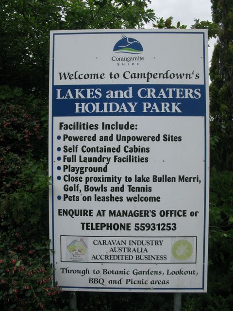 Lakes and Craters Holiday Park - Camperdown: Lake and Craters Holiday Park welcome sign