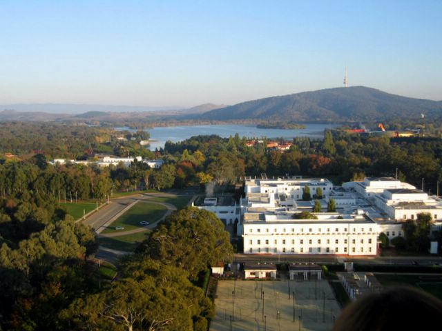 Canberra from the air: Album 2 - Canberra: 