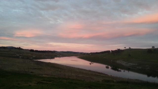 Carcoar Dam Camping Grounds - Carcoar: Lovely sunrises and sunsets