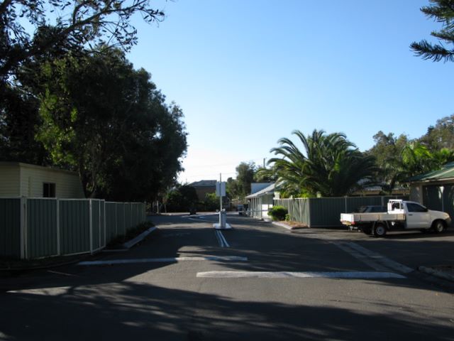 Toowoon Bay Holiday Park - Toowoon Bay NSW 2009: Secure entrance and exit
