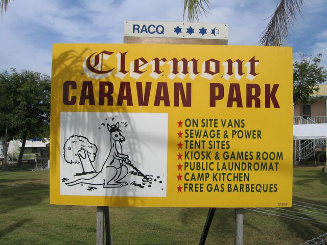 Clermont Caravan Park - Clermont: Clermont Caravan Park welcome sign