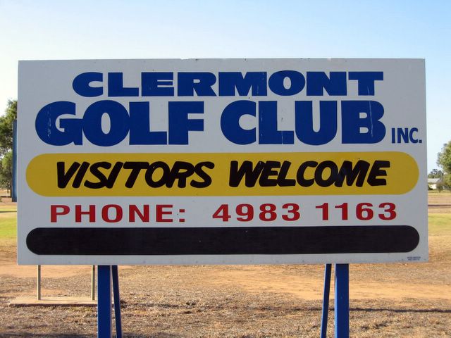 Clermont Golf Course - Clermont: Clermont Golf Club welcome sign