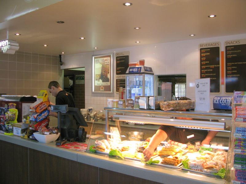 BP Roadhouse Clybucca - Clybucca: A wide selection of fast food is available at the Service Centre