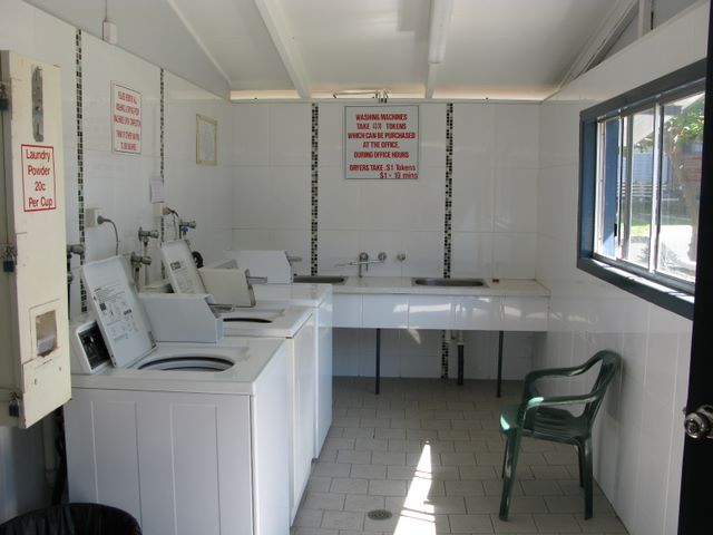 Banana Coast Caravan Park - Coffs Harbour: Interior of laundry