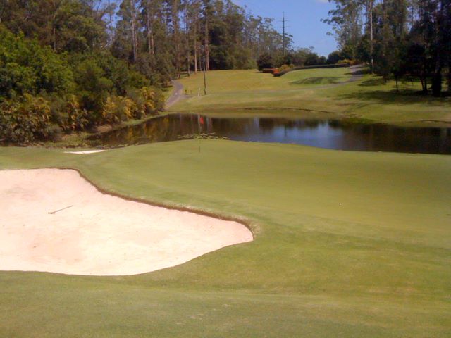 Bonville International Golf Resort - Bonville: Green on Hole 17 looking back along the fairway.