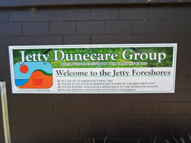 Koala Villas & Caravan Park - Coffs Harbour: The Jetty Foreshore has been transformed by the devoted work of volunteers from the Jetty Dunecare Group.  Marvellous work that benefits the entire community of Coffs Harbour.
