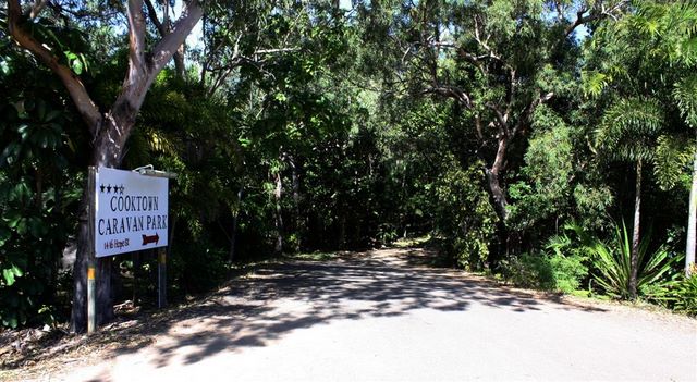 Cooktown Caravan Park - Cooktown: Entrance to the park