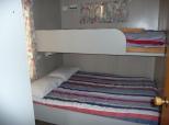 Cowell Foreshore Caravan Park & Holiday Units - Cowell: Bunk beds in cottage 