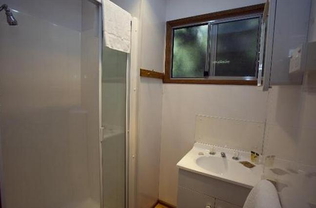 Discovery Holiday Parks - Cradle Mountain - Cradle Mountain: Bathroom