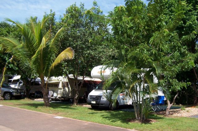 Hidden Valley Tourist Park - Darwin Berrimah: Shady powered sites for caravans