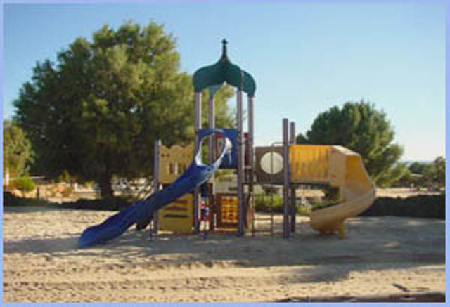 Nanga Bay Resort - Denham: Playground for children.