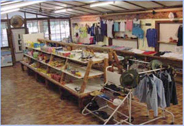Nanga Bay Resort - Denham: Supply Store