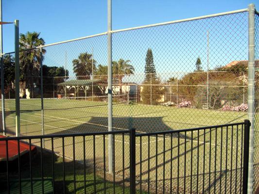 Diamond Beach Holiday Park - Diamond Beach: Tennis courts