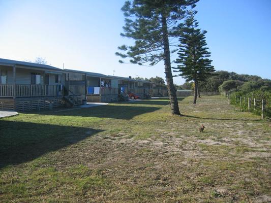 Diamond Beach Holiday Park - Diamond Beach: Cottage accommodation, ideal for families, couples and singles