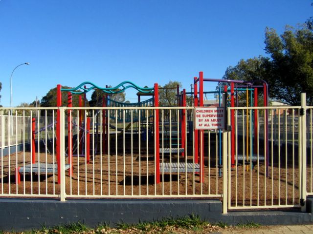 Dubbo City Holiday Park - Dubbo: Playground for children