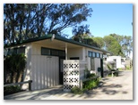 Lake King Waterfront Caravan Park - Eagle Point: Amenities block and laundry
