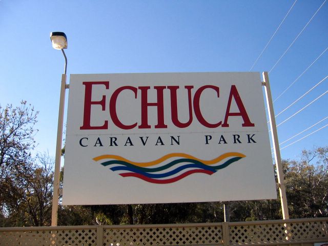 Echuca Holiday Park - Echuca: Echuca Holiday Park welcome sign