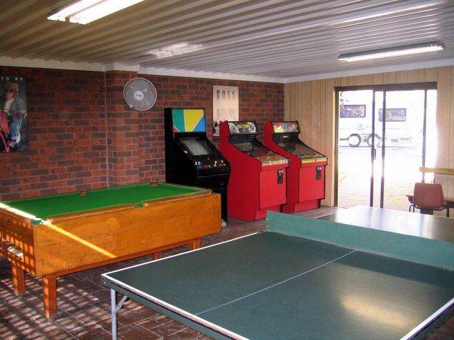 Rich River Holiday and Lifestyle Village 2006 - Echuca: Games room