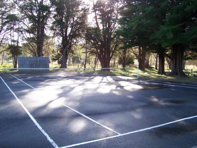 Eden Valley Caravan Park - Eden Valley: Tennis court